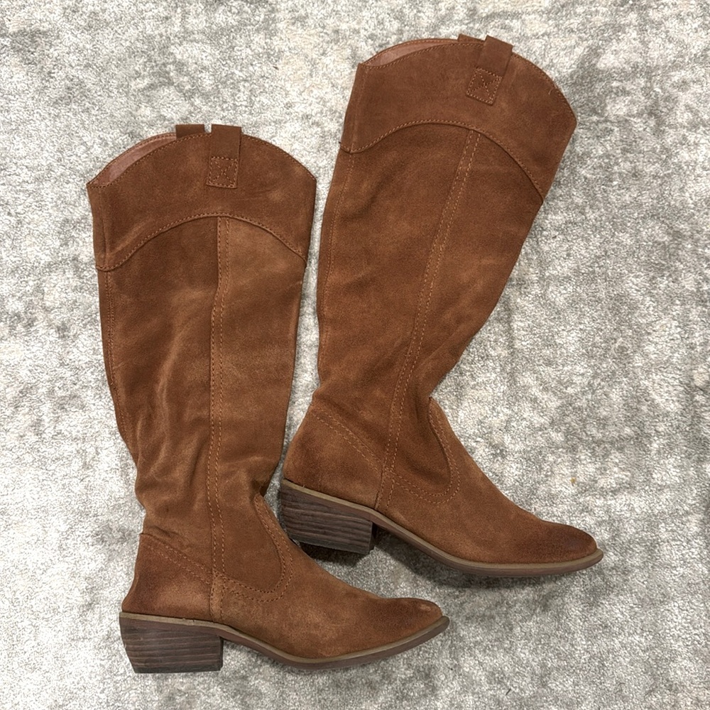 Restricted Silverado Style Whiskey Suede Slouch Boots. Size 8